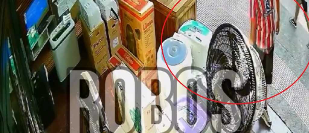 Robaron un secarropas y fueron escrachados en pleno centro de Tunuyán