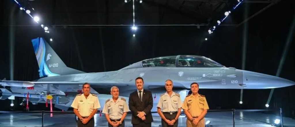 Paso a paso: as&iacute; ser&aacute; la llegada de los F-16 a la Argentina