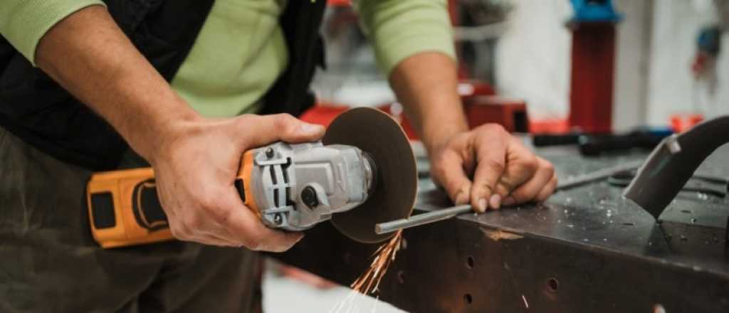 Un hombre sufri&oacute; un grave accidente con una amoladora en San Rafael