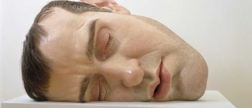 &iquest;Por que las vidrieras exhiben maniquies sin rostro?