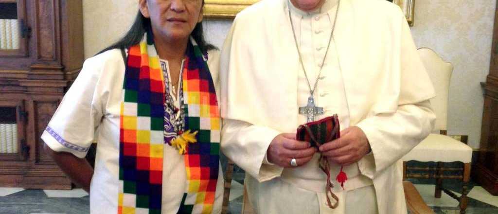Una cartita al papa Francisco para pedir por la liberaci&oacute;n de Milagro Sala