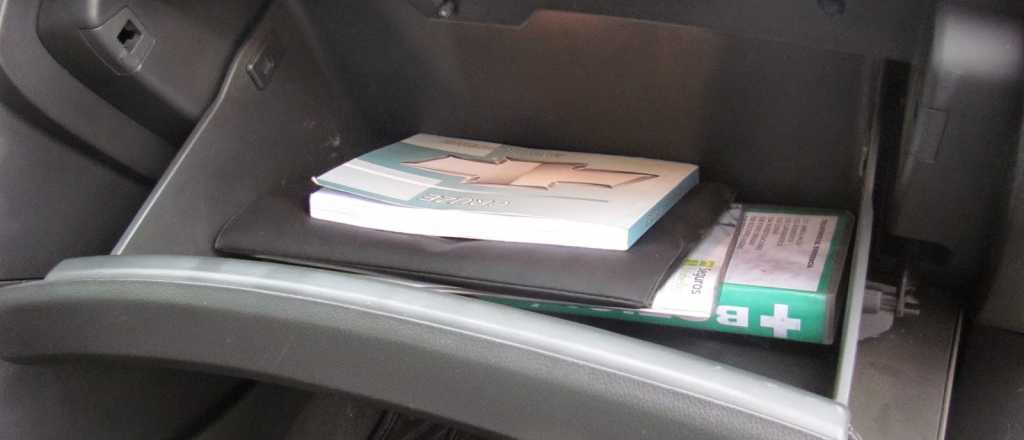 &iquest;Por qu&eacute; le dicen guantera a la guantera del auto?