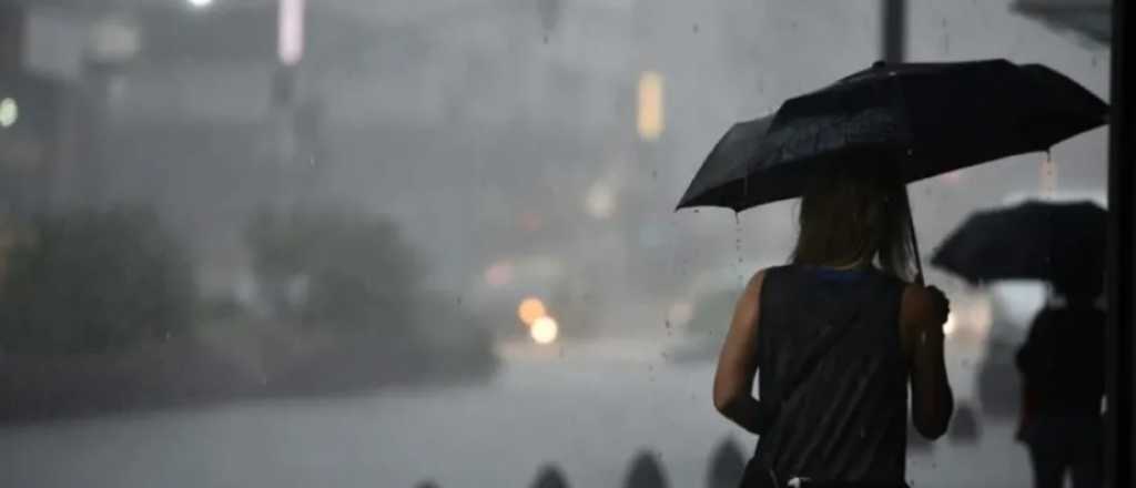 Lunes muy h&uacute;medo y con algunos chaparrones