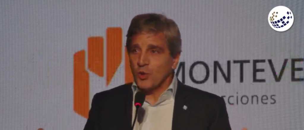 Caputo asegur&oacute; que no habr&aacute; devaluaci&oacute;n por el acuerdo con el FMI