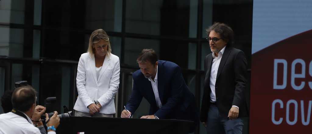 Estos son los convenios y acuerdos firmados en el Desayuno de la Coviar