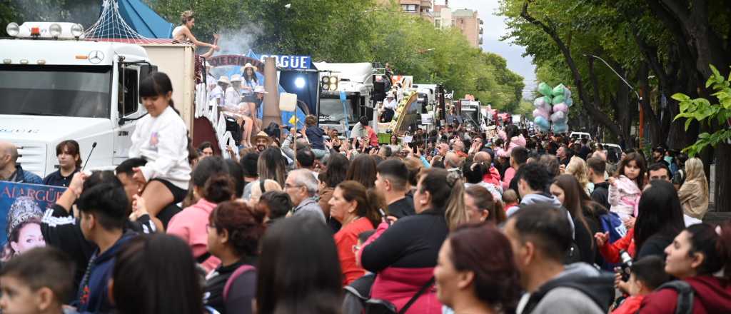 El Carrusel de Vendimia en fotos