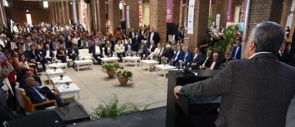 Almuerzo bodeguero: qué dijo Cornejo sobre una alianza electoral con Milei