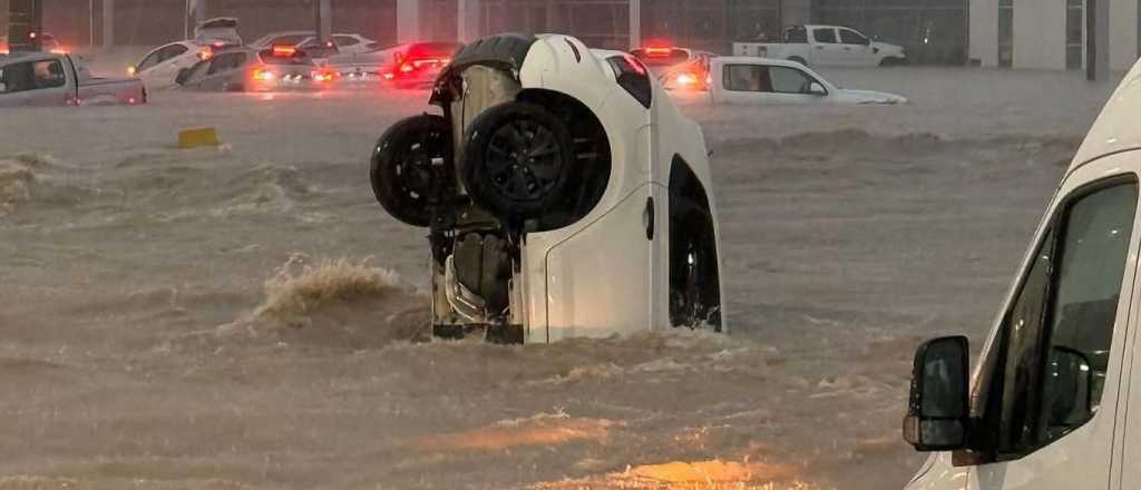 Predijo el desastre de Bah&iacute;a Blanca y advirti&oacute;: "Los eventos ser&aacute;n m&aacute;s severos"