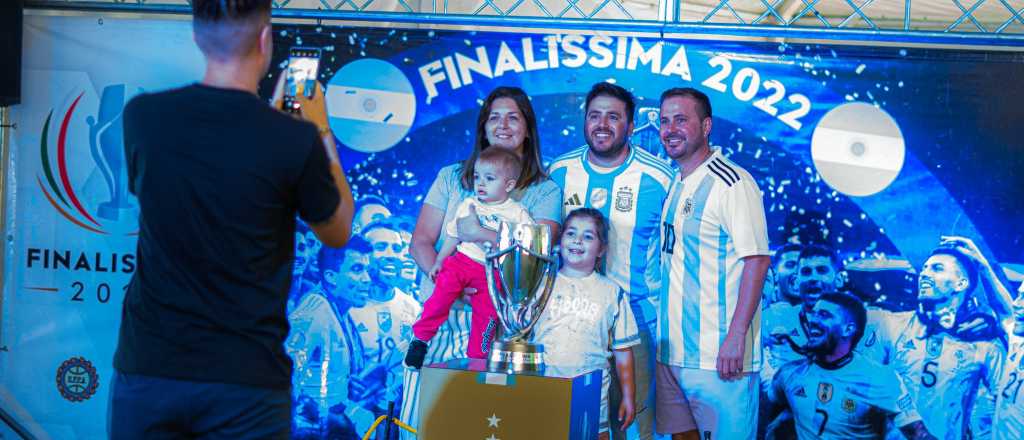 Los trofeos de la Selección Argentina se lucieron en Luján