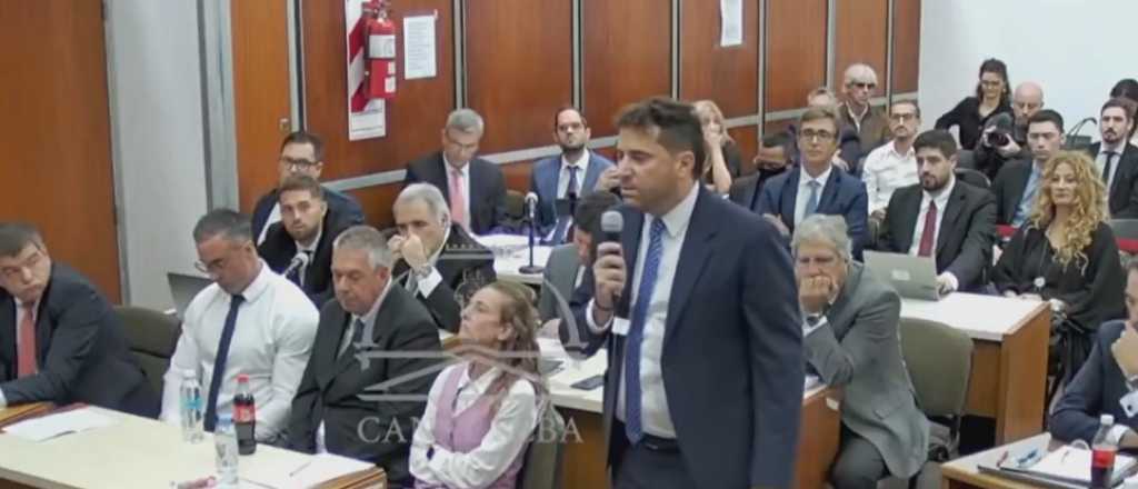 "As&iacute; muri&oacute; Maradona": la terrible foto que us&oacute; el fiscal en el inicio del juicio