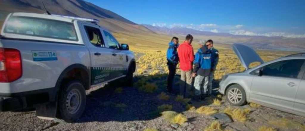 Gendarmería rescató a tres andinistas en el Río Tupungato