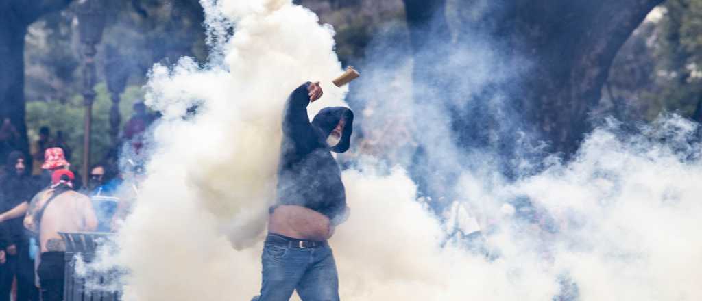 Destrozos, detenidos y heridos por los incidentes en la marcha de jubilados
