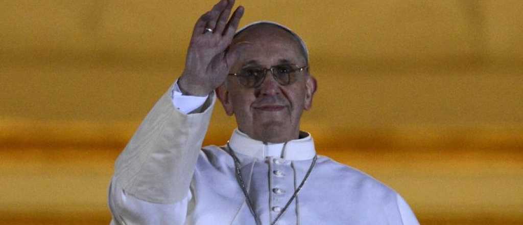 Francisco cumplió 12 años de papado y continúa su mejoría