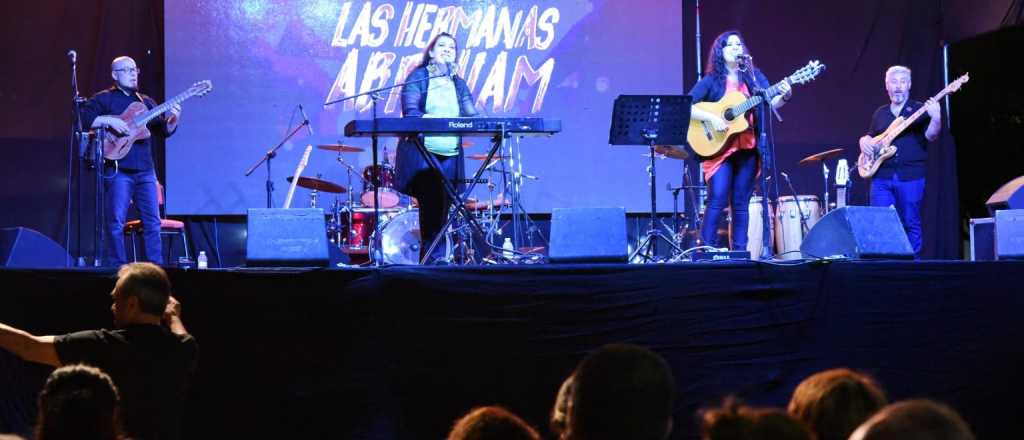 Dos noches de magia, arte y música en el Parque Unimev
