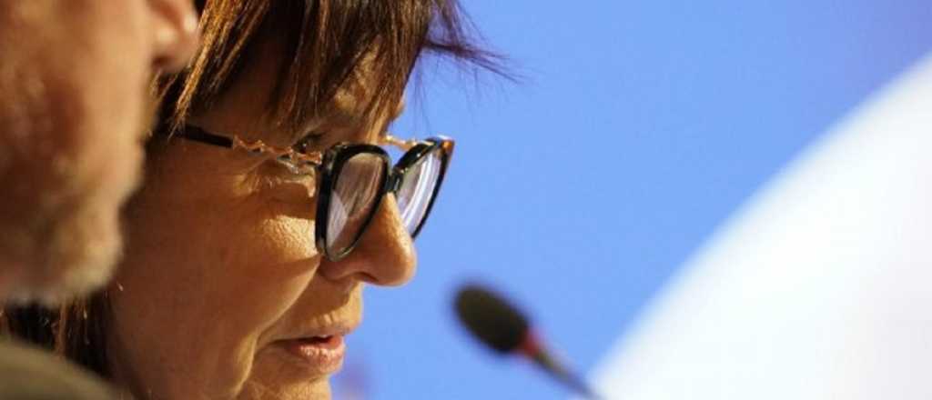 Bullrich envió al Congreso el proyecto de Ley Antibarras