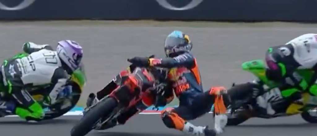 Cómo está el argentino Valentín Perrone tras el grave accidente en Moto3