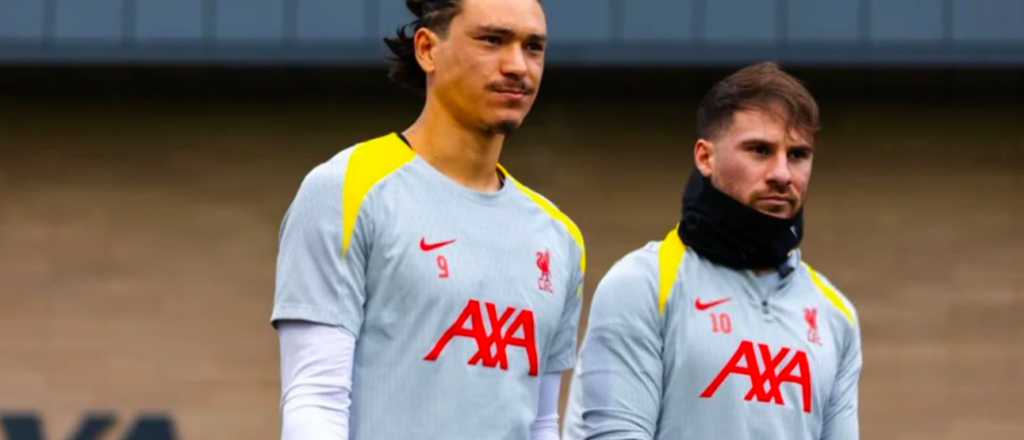 Dos referentes de la Celeste calentaron el duelo entre Argentina y Uruguay