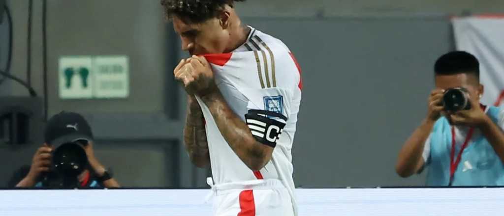 Per&uacute; se hizo fuerte ante Bolivia y sali&oacute; del fondo