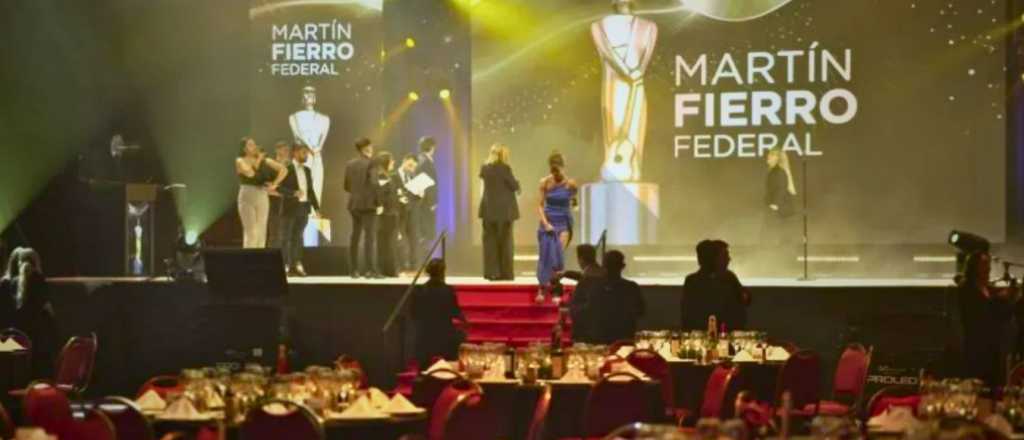 Por qu&eacute; Canal 9 de Mendoza no tiene nominados al Mart&iacute;n Fierro Federal