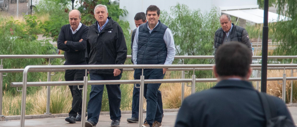 Para Fecovita, el Naci&oacute;n es "casta" y Mendoza una "republiqueta bananera"