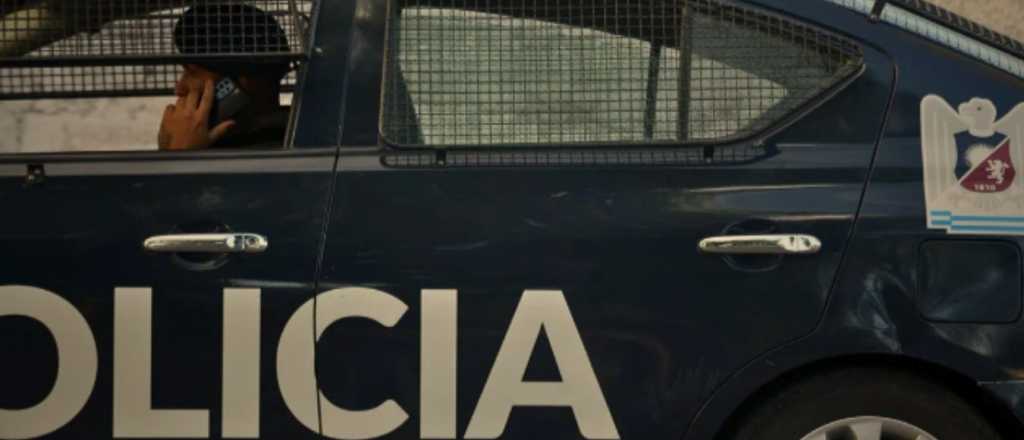 A punta de pistola, asaltaron a un joven en Luján