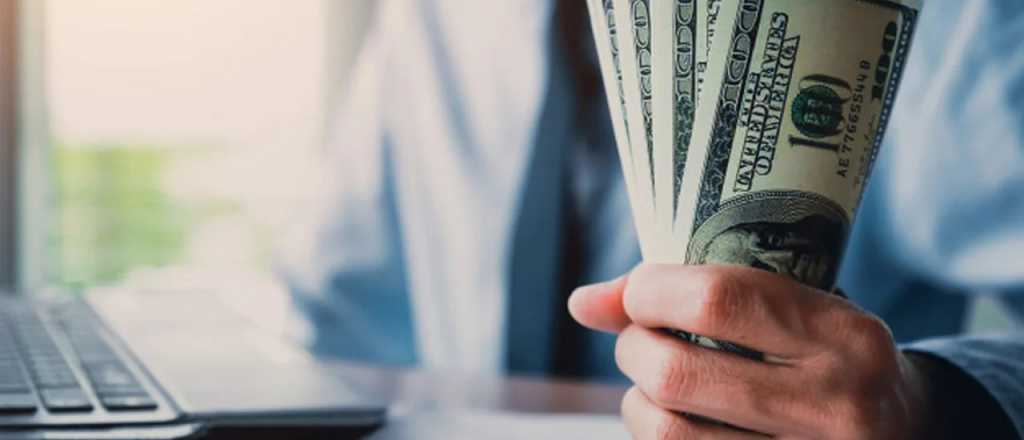 El dólar cerró este miércoles en alza