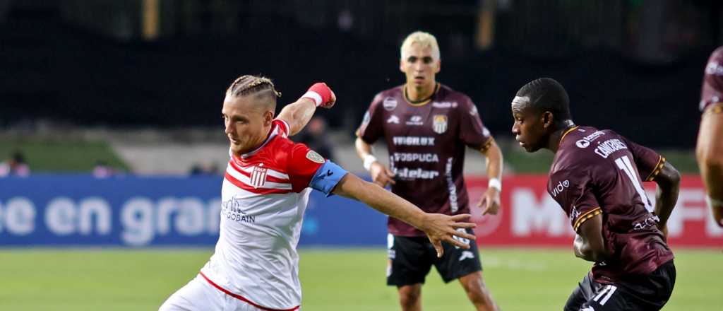 Estudiantes de La Plata gan&oacute; en su debut copero por Libertadores