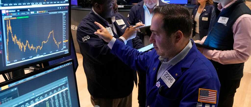 Últimos dos días: la jugada de Wall Street para frenar al dólar en Argentina