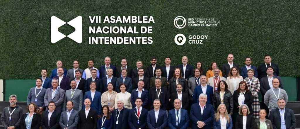 Cumbre en Godoy Cruz: más de 80 intendentes contra el cambio climático