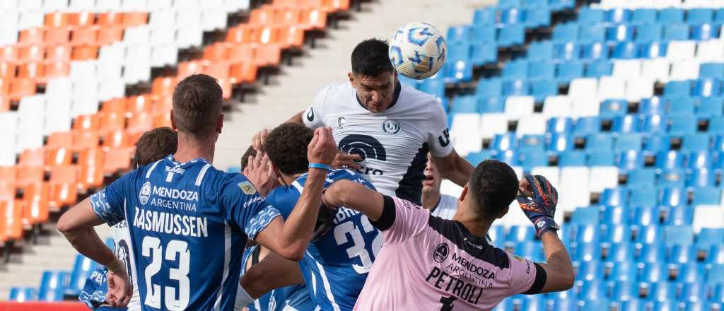 Goles, pol&eacute;micas y m&aacute;s: lo mejor del cl&aacute;sico entre el Tomba y la Lepra