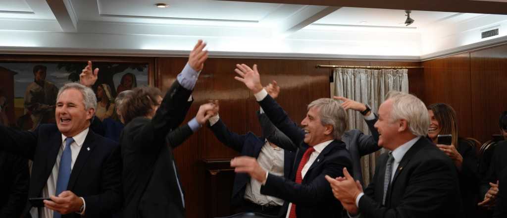 Jornada hist&oacute;rica para la Bolsa y bonos argentinos