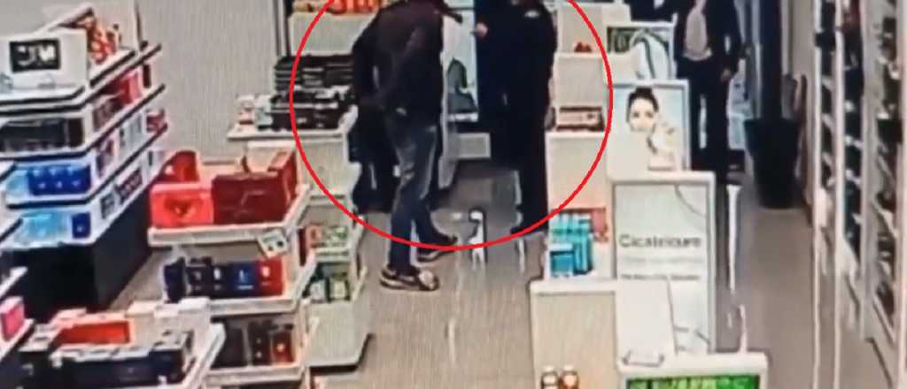 Detuvieron a un hombre en la Peatonal y estall&oacute; la ministra Rus