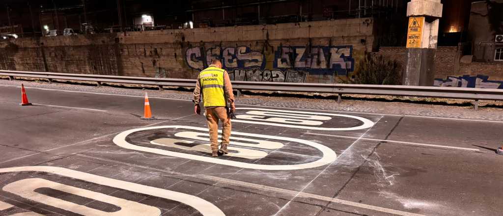 Avanza la renovaci&oacute;n de la Costanera: reemplazaron 18 guardarrails