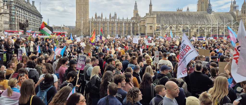 Protesta trans en Londres por el fallo sobre el g&eacute;nero de la mujer