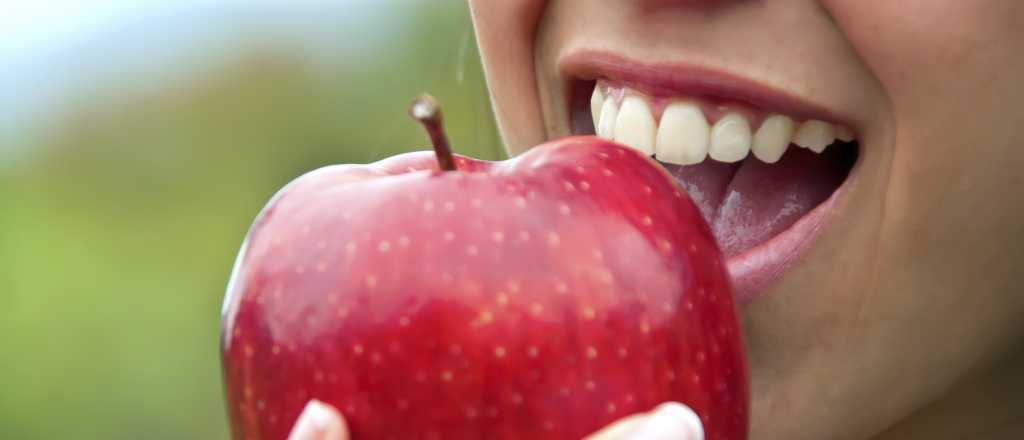 Una manzana a mano te ayudará a adelgazar