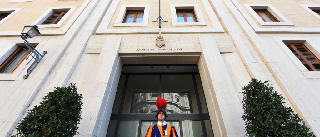 Perlitas de los cardenales en el c&oacute;nclave: frigobar, salidas y pol&iacute;tica