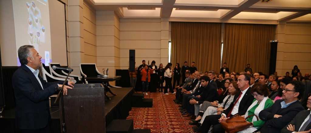 Cornejo y la necesidad de "federalizar" Mendoza: "Las regiones son dispares"