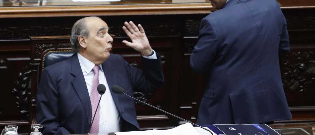 Francos: "No se puede repartir lo que no se tiene"