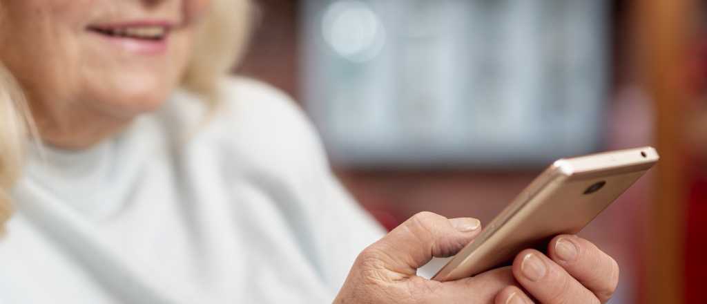 Hackearon el WhatsApp de una mujer de Alvear y estafaron a sus contactos