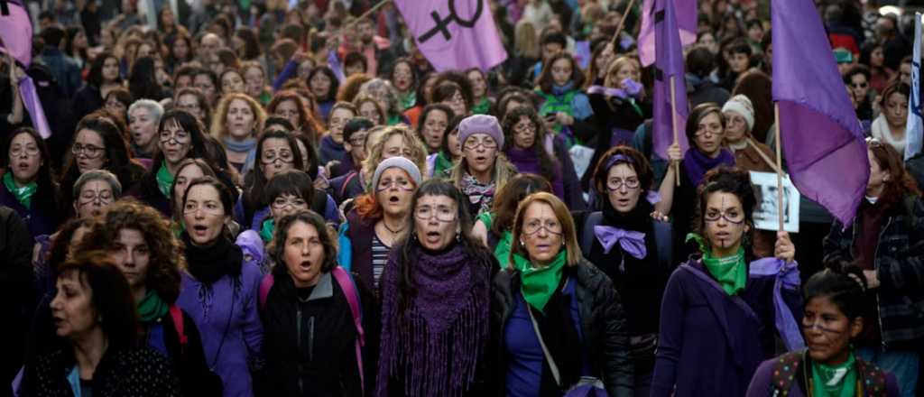 Desde la motosierra de Milei, aumentó la cantidad de femicidios