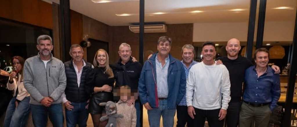 Radicales, macristas y peronistas en el cumpleaños 70 de Cobos