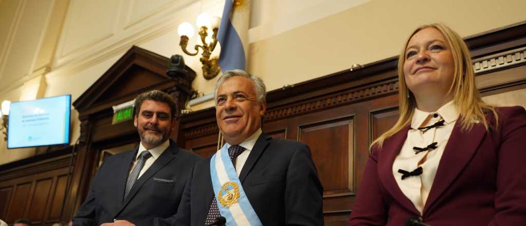 Cornejo recupera la mayoría en el Senado y amplía su poder en Diputados