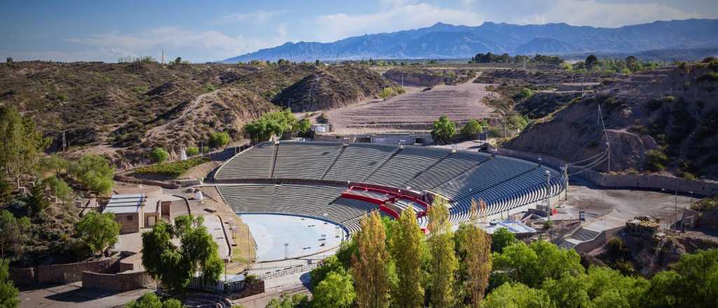 Así está el escenario del Frank Romero Day para recibir a Los Piojos