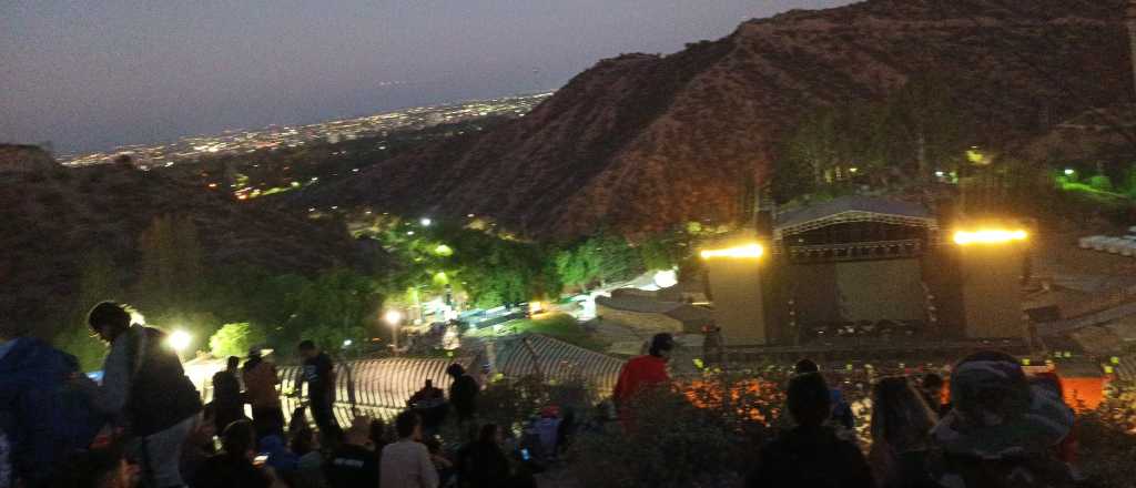 Fotos: el Frank Romero Day se va llenando para ver a Los Piojos