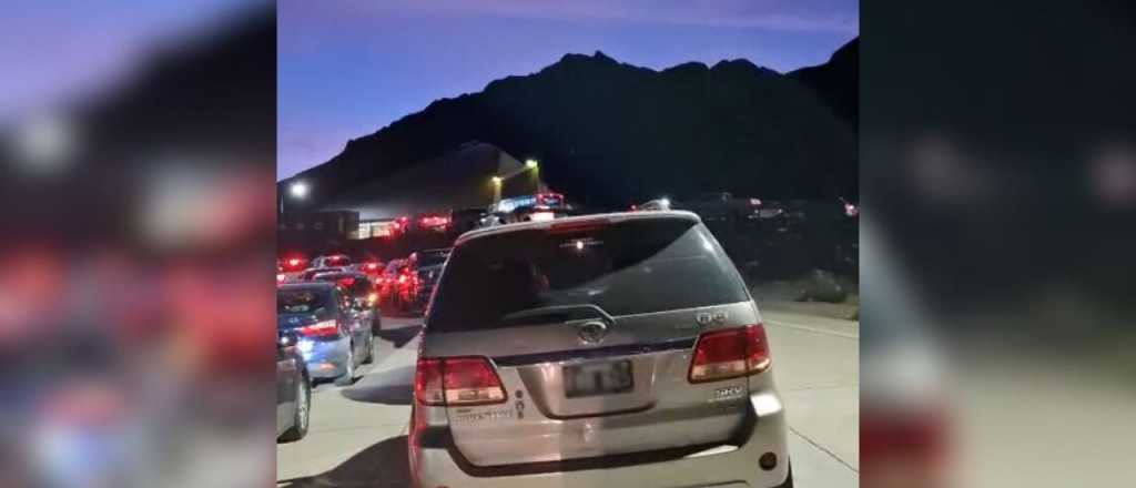 Operativo retorno: larga fila y varias horas de demora en el Paso