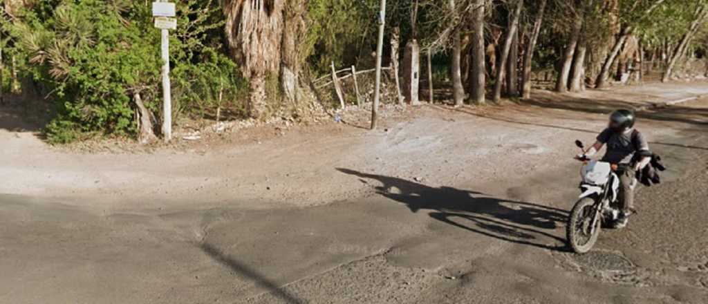 Guaymallén: manejaba ebrio en su moto y chocó de frente con un auto