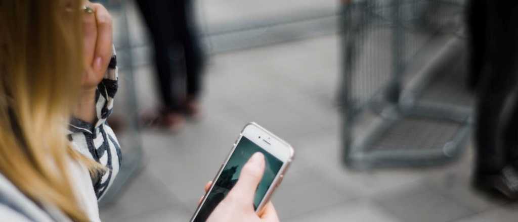 Una mujer de Tunuy&aacute;n cay&oacute; en una estafa por Whatsapp