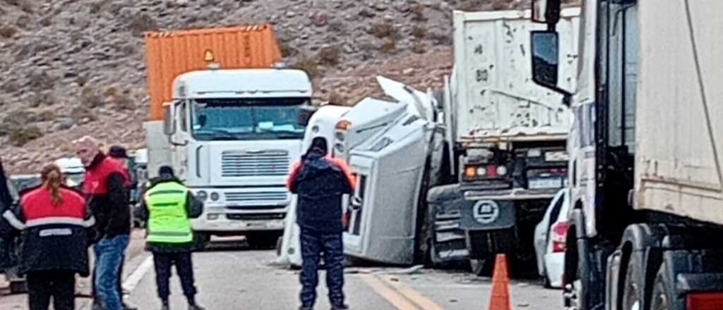 Despejaron la Ruta 7 luego del accidente fatal que dej&oacute; dos muertos 