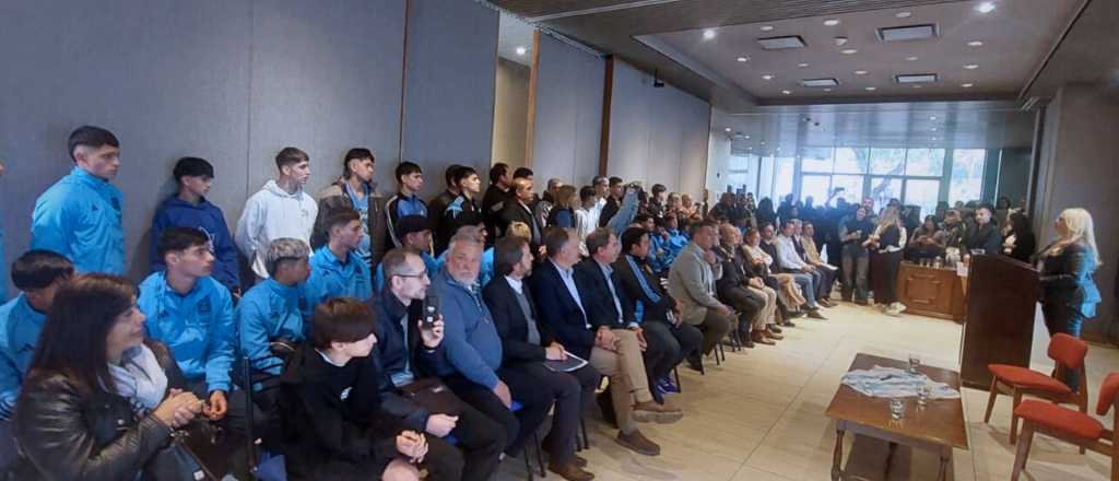 Por qué un seleccionado de AFA estuvo hoy en la Legislatura 