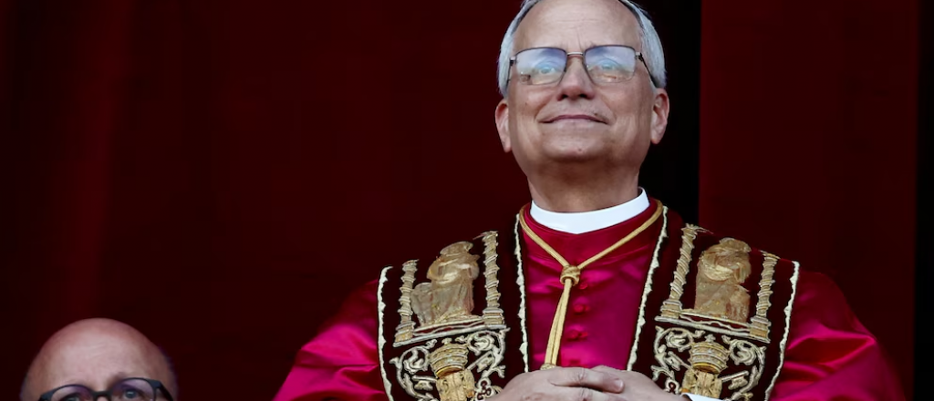 "Este es un saludo de paz": las primeras palabras de León XIV